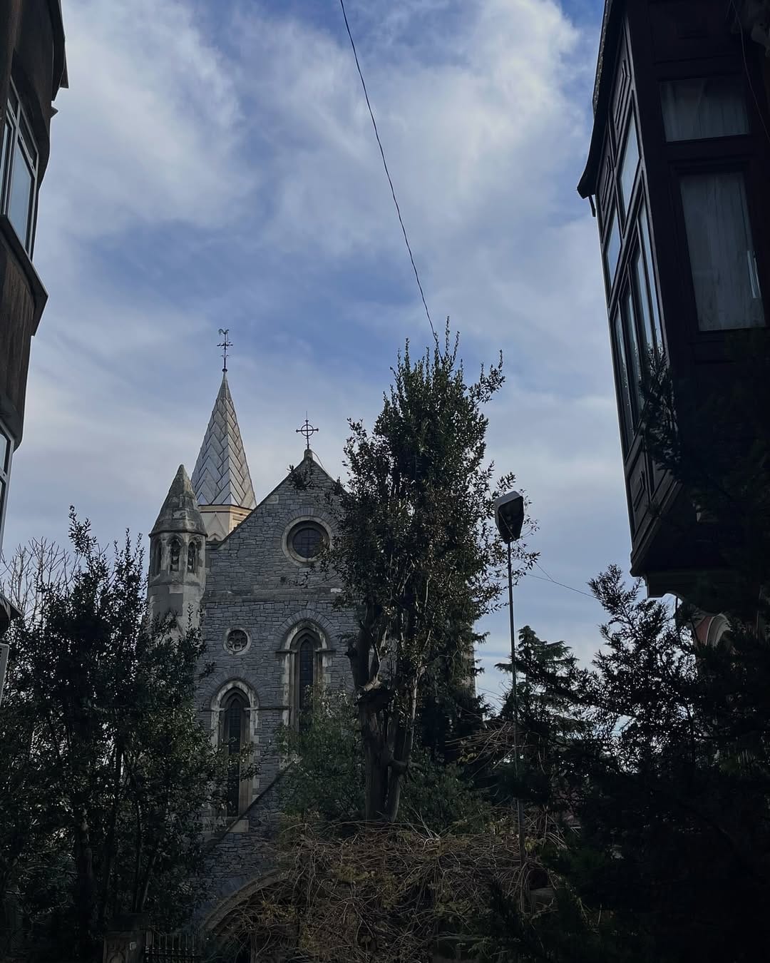 Post 10 by Merve on Instagram (image)