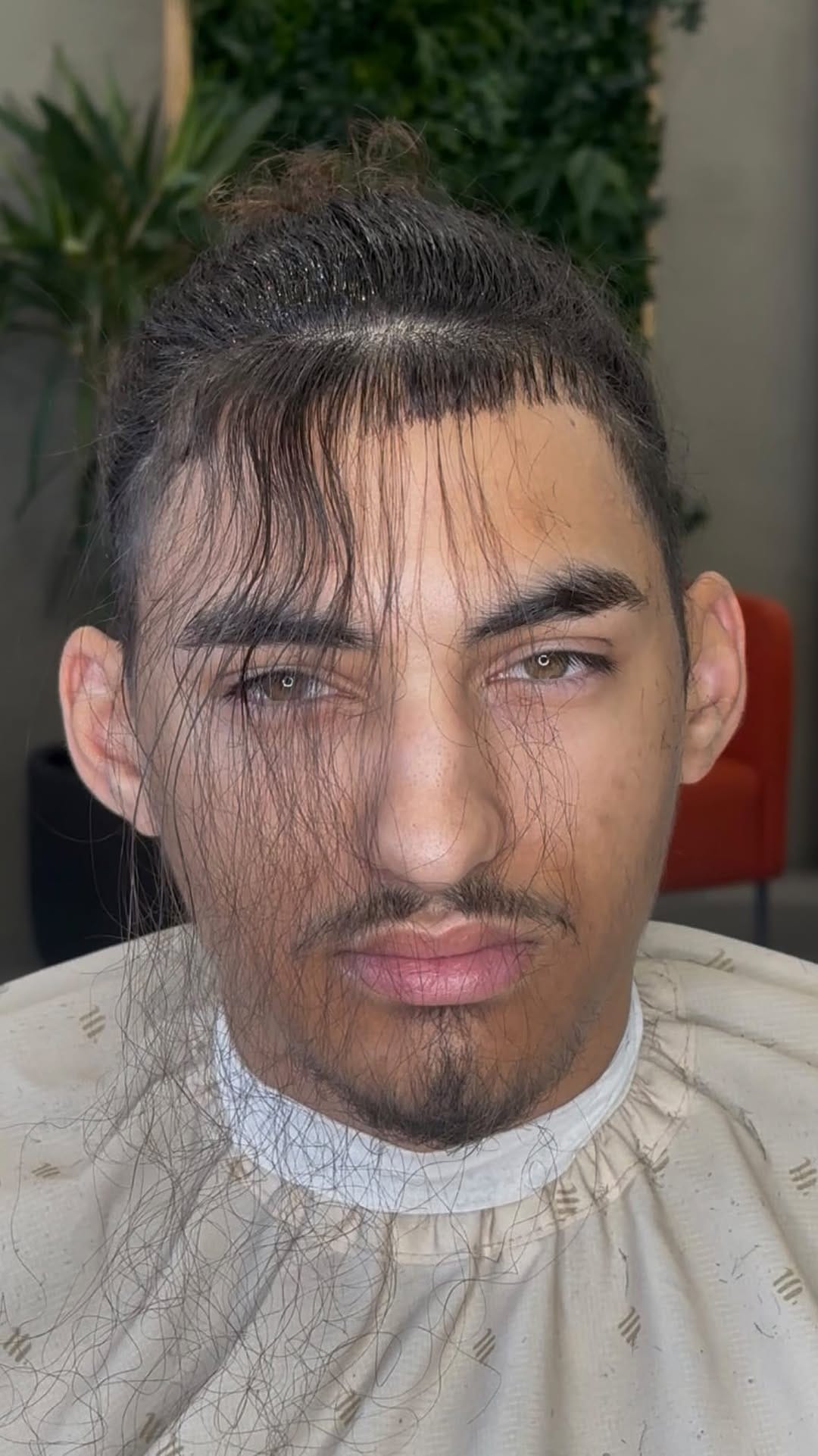 Post 6 by Las Vegas Barber 💈 on Instagram (video)