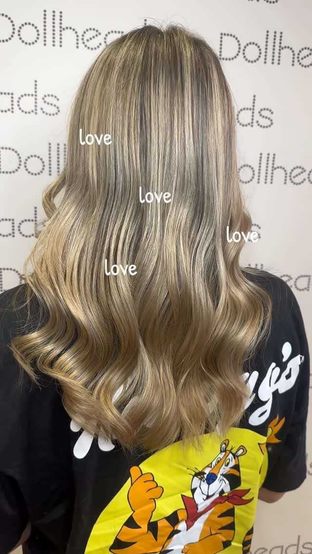 Post 7 by Dollheads Hair Extensions 🤍 on Instagram (video)