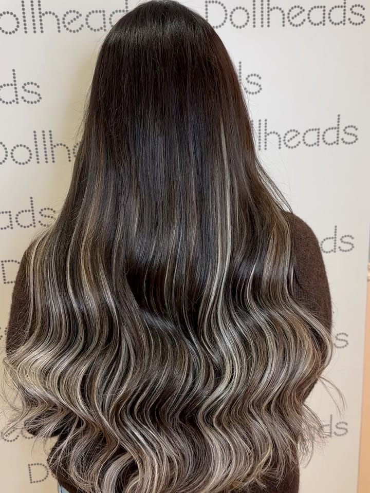 Post 3 by Dollheads Hair Extensions 🤍 on Instagram (carousel)