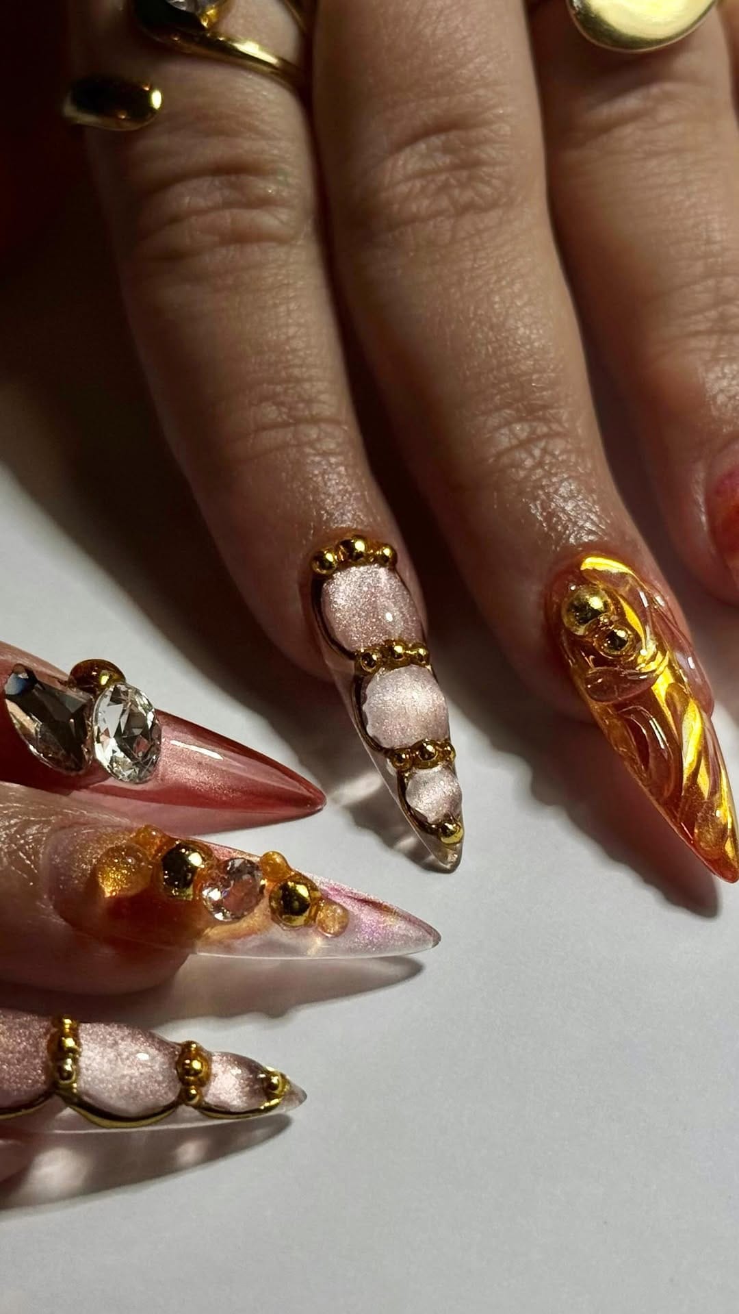 Post 6 by VMAË NAILS | Formatrice • Nail Artist ✨ BORDEAUX on Instagram (video)