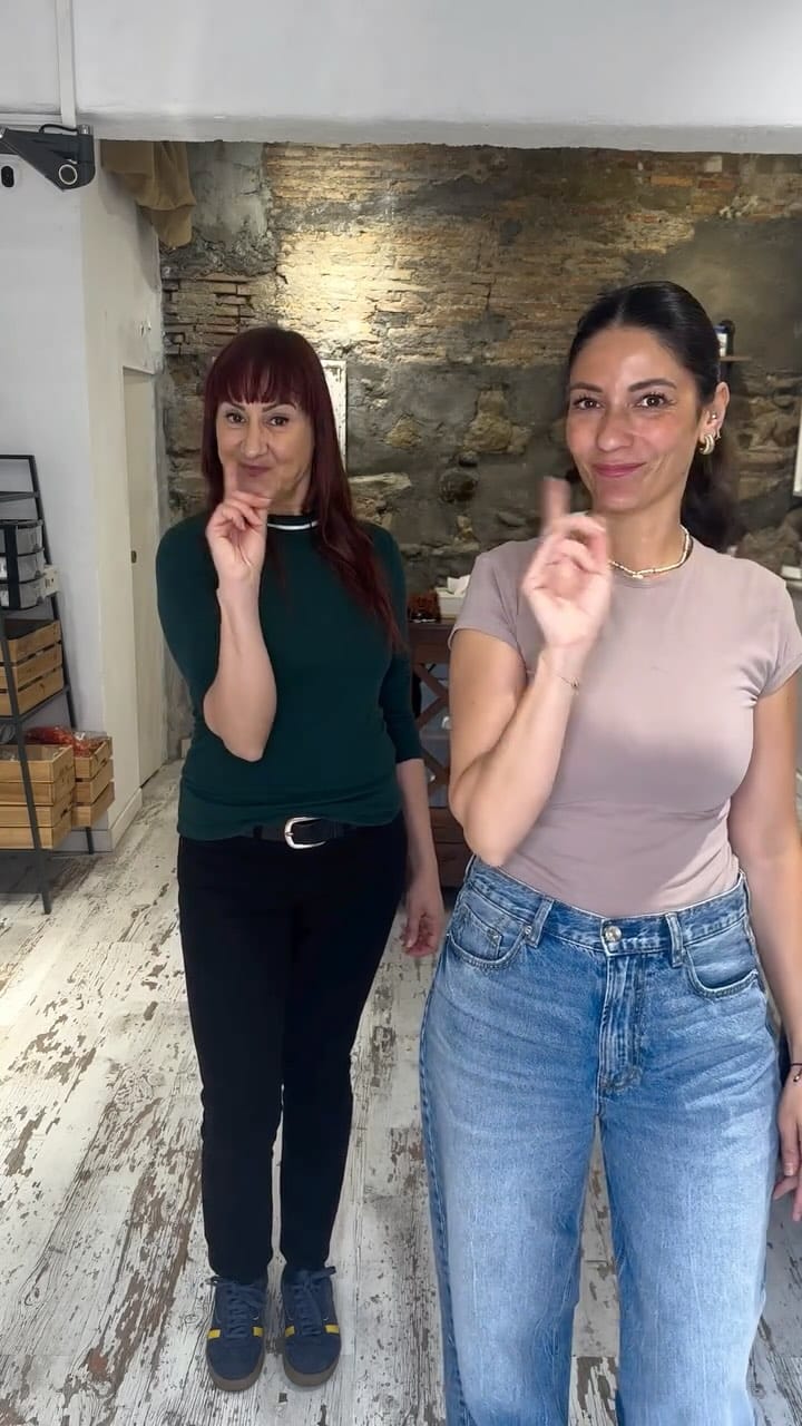 Post 6 by MonPetitSalon on Instagram (video)
