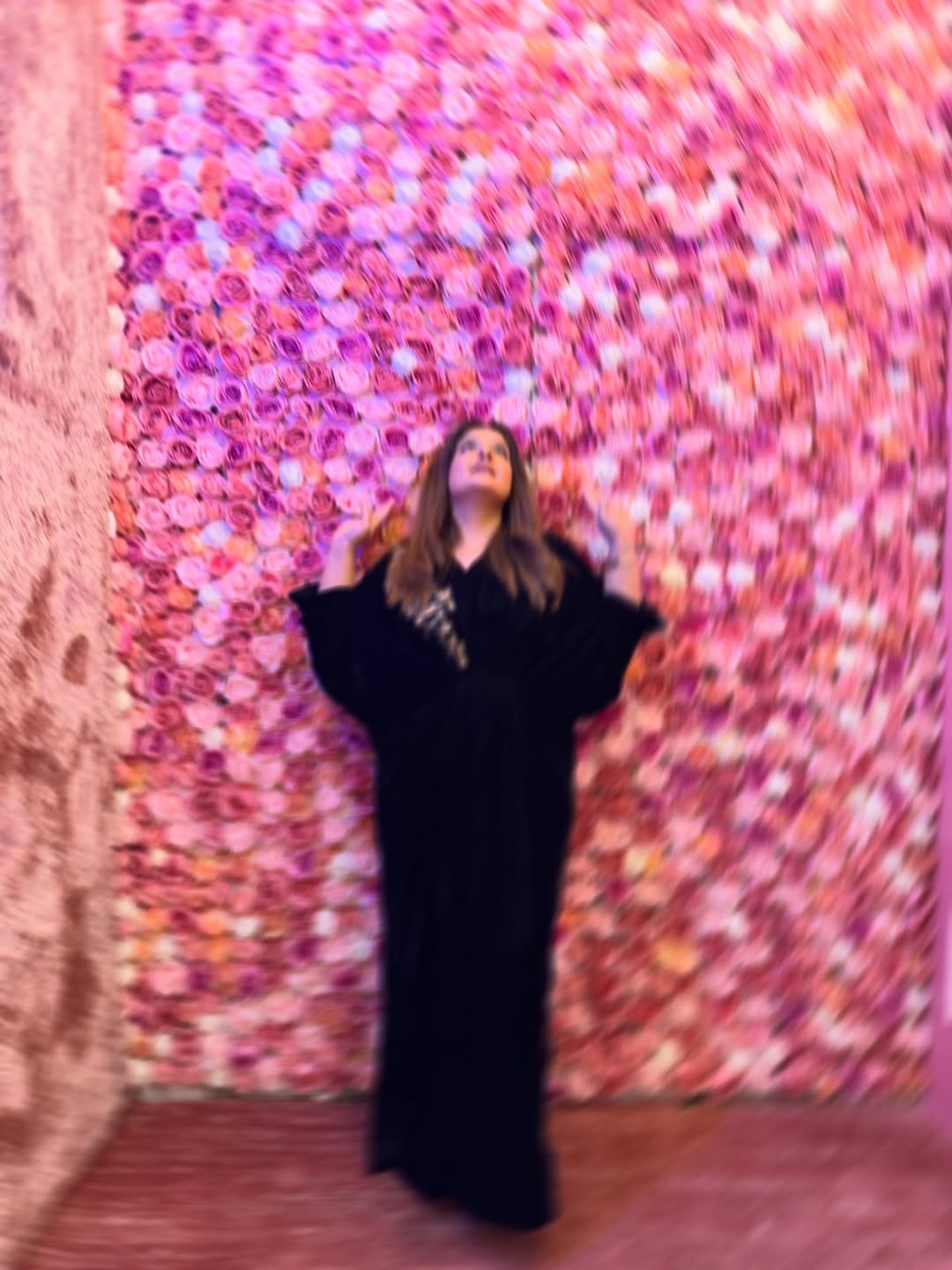Post 1 by Qaria (karia MUA In Dubai) /vlogger/content creater/Fashion/ on Instagram (image)