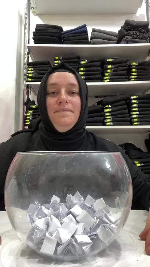 Post 4 by VERA GİYİM on Instagram (video)
