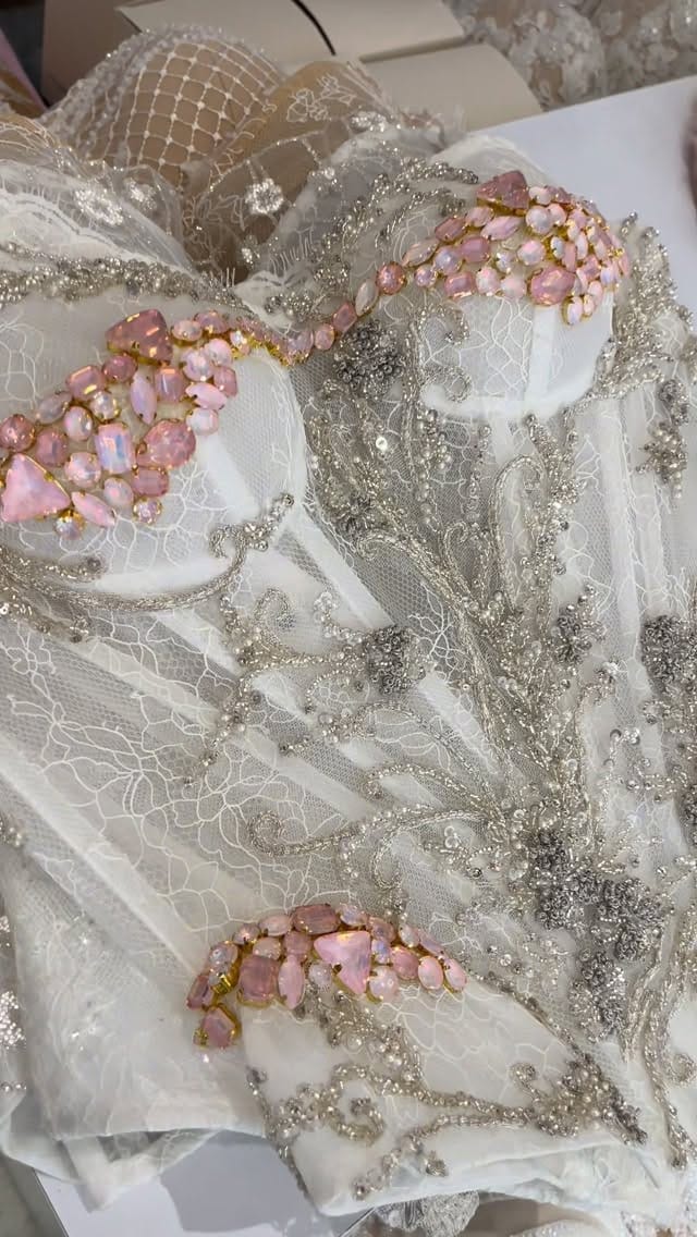 Post 4 by Sandrine Belotti on Instagram (video)