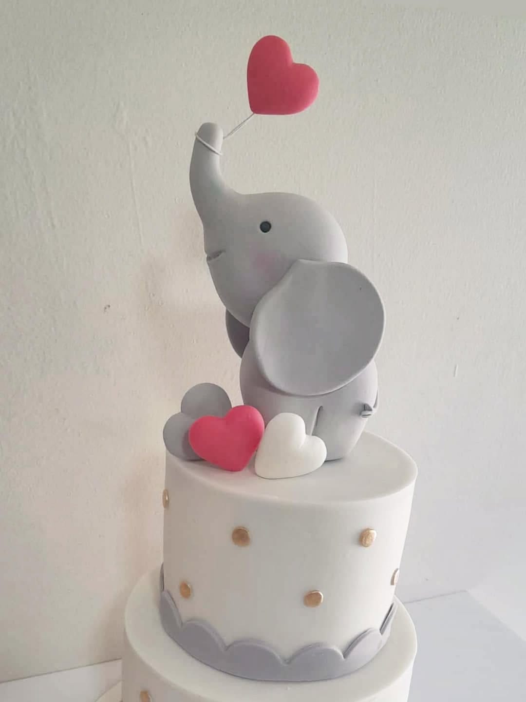 Post 3 by P & D Pasteleria de diseño on Instagram (image)