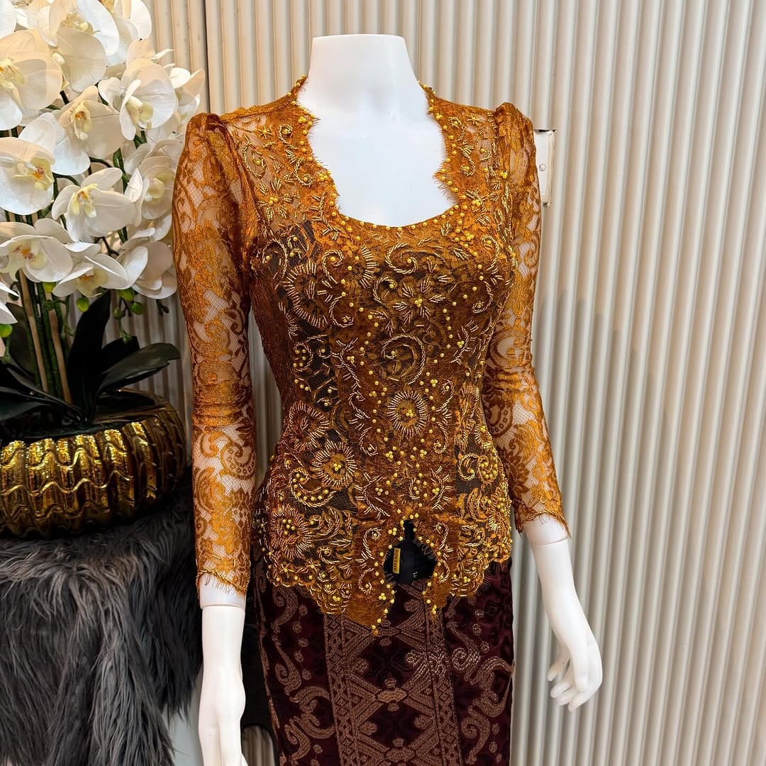 Post 5 by CBB Cantika Bali Busana Kebaya on Instagram (carousel)