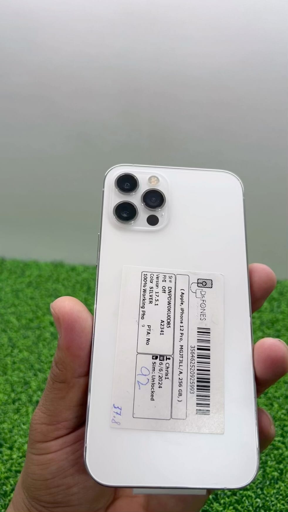 Post 1 by Luxmobile on Instagram (video)
