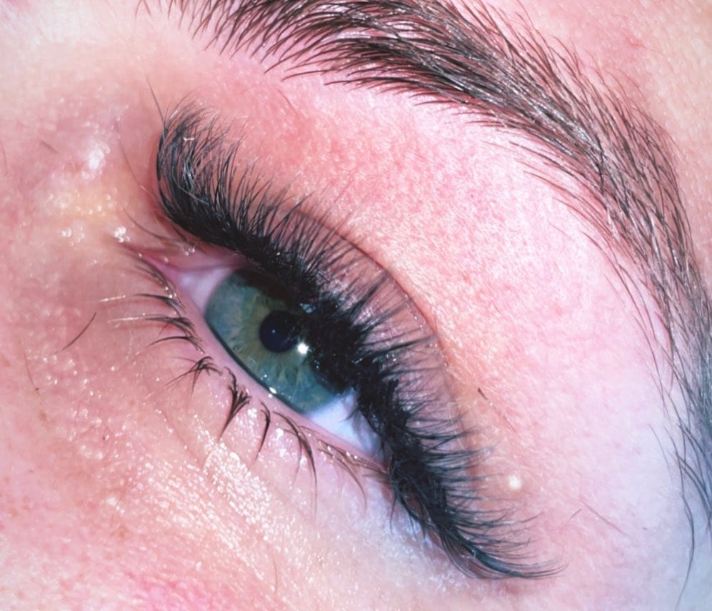 Post 7 by BEAUTYLUX... on Instagram (image)