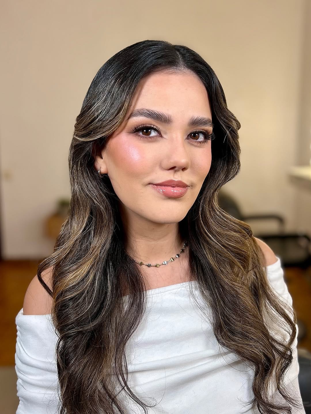 Post 4 by Juliana - Barcelona Makeup Artist & Hairstylist on Instagram (carousel)