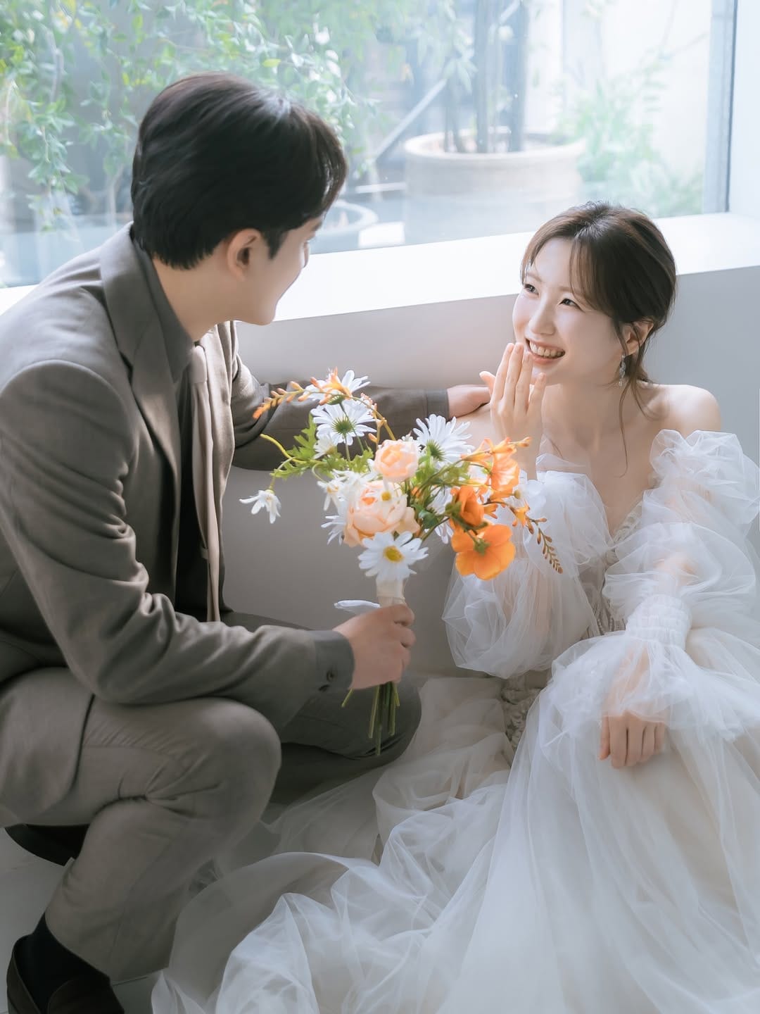 Post 5 by 베리굿웨딩 공식계정 (주)베리굿웨딩컴퍼니 on Instagram (carousel)