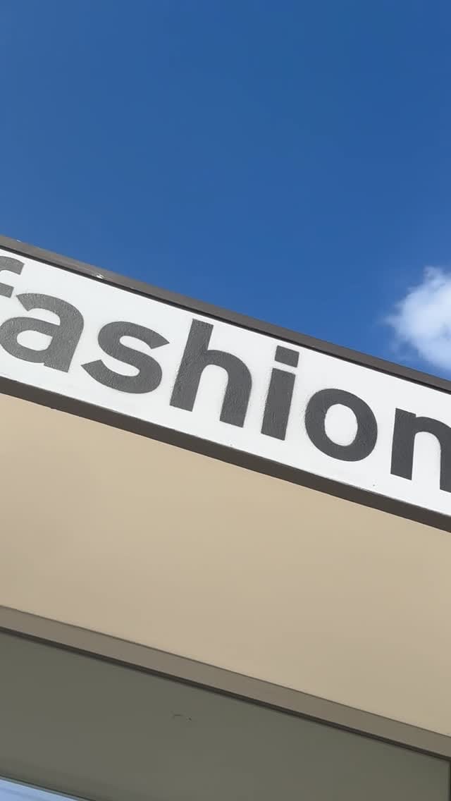 Post 10 by Fashionfit a.s.d on Instagram (video)