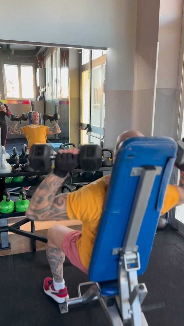 Post 8 by Fashionfit a.s.d on Instagram (video)