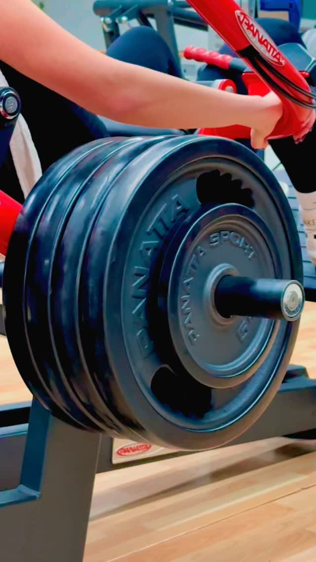 Post 5 by Fashionfit a.s.d on Instagram (video)