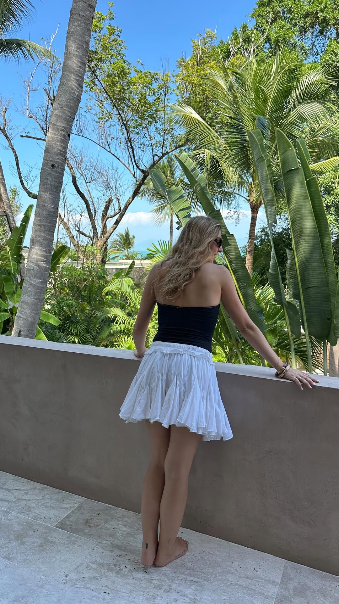 Post 6 by @blondieindubai on Instagram (video)