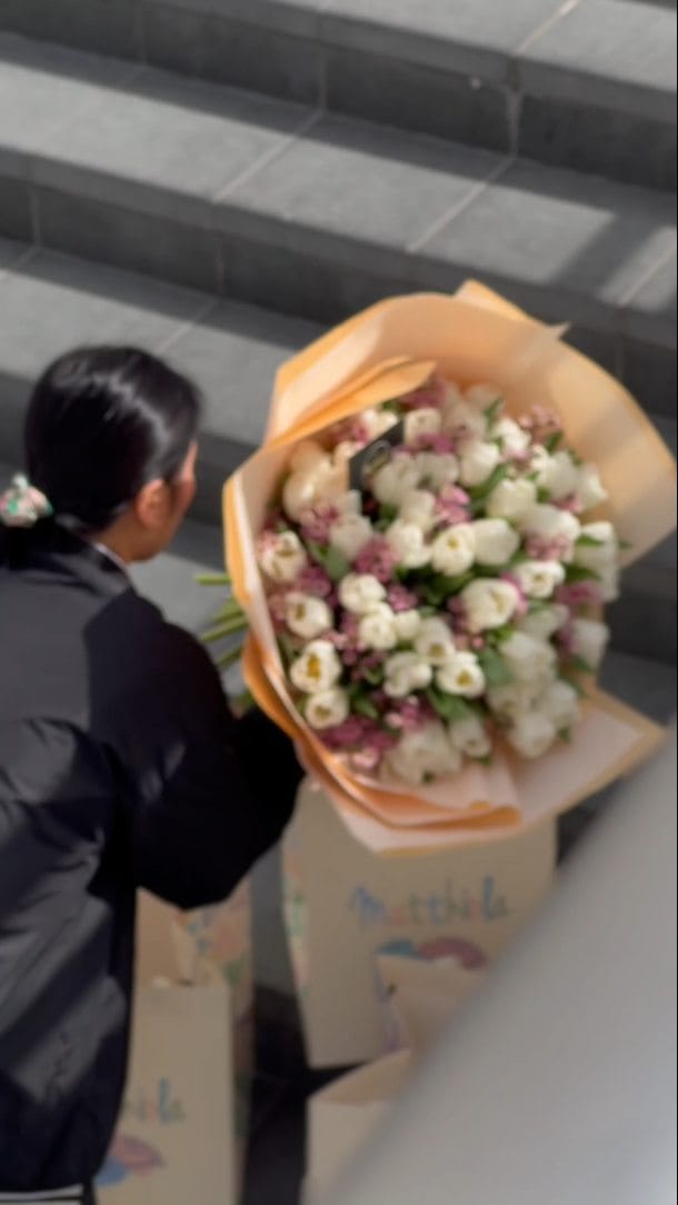 Post 3 by Matthiola Flowers on Instagram (video)