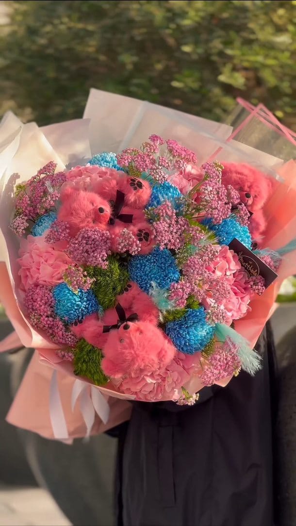 Post 9 by Matthiola Flowers on Instagram (video)