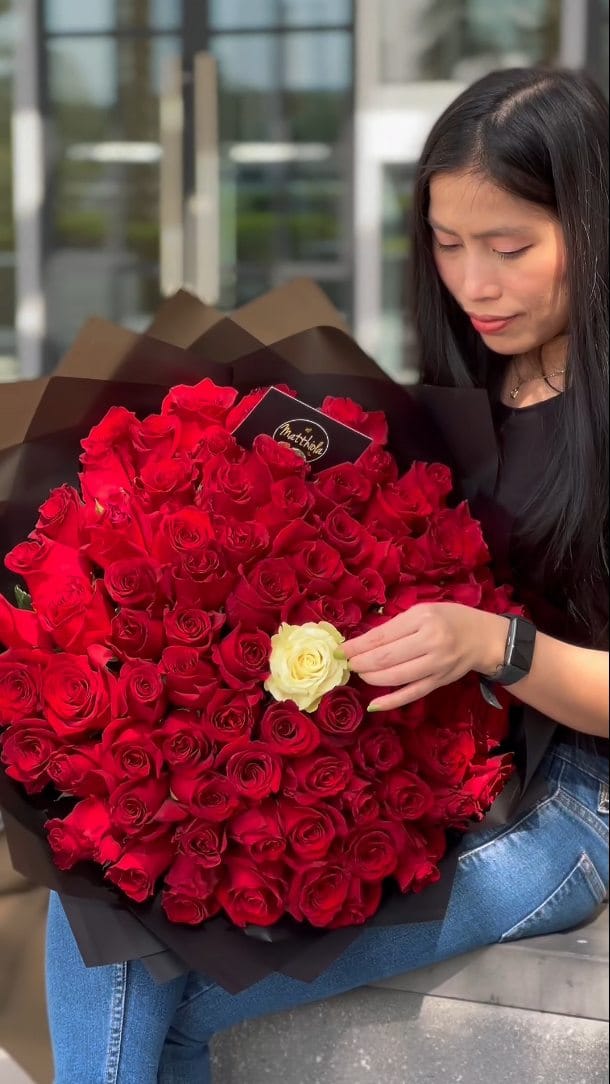 Post 8 by Matthiola Flowers on Instagram (video)