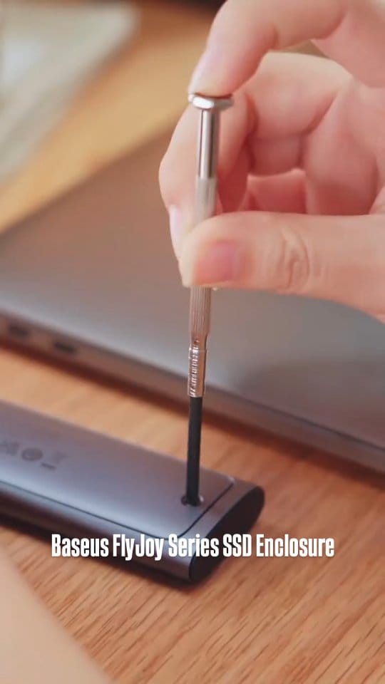 Post 8 by Smart Saat |  Telefon Aksesuarı | Kredit on Instagram (video)