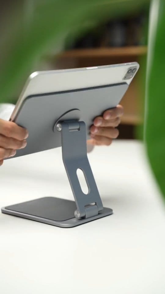 Post 6 by Smart Saat |  Telefon Aksesuarı | Kredit on Instagram (video)