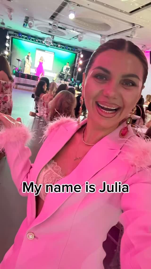 Post 8 by IULIIA ARABADZHY on Instagram (video)