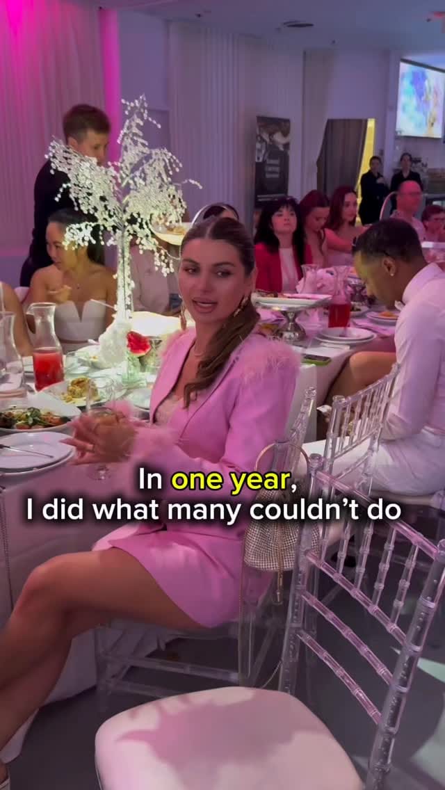 Post 10 by IULIIA ARABADZHY on Instagram (video)