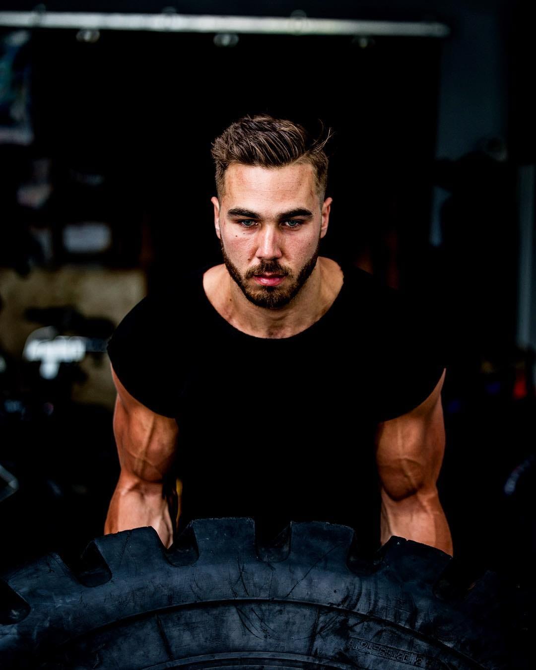 Post 8 by Francis Plouffe on Instagram (image)