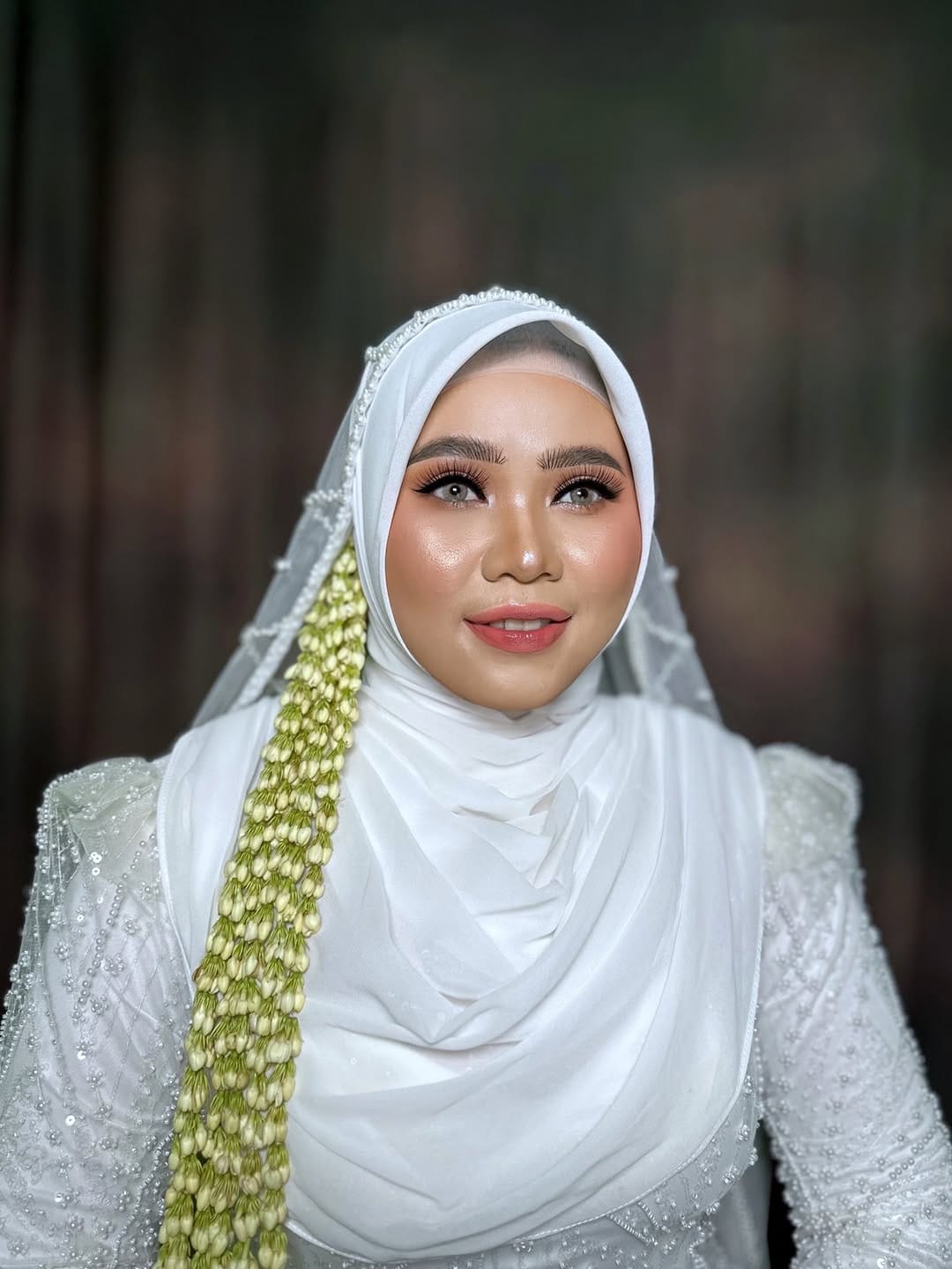 Post 1 by 🌹MAKEUP WEDDING CILACAP & PROFESIONAL MAKEUP COURSE on Instagram (image)
