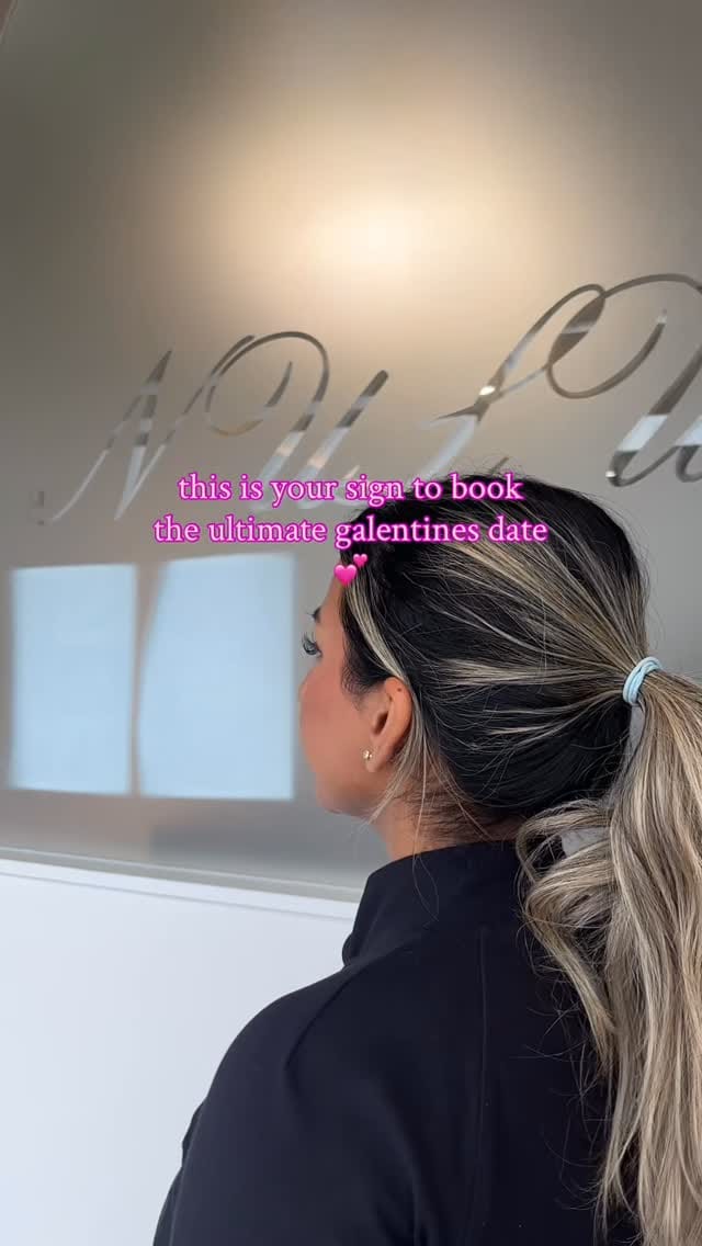 Post 2 by A I N E E on Instagram (video)