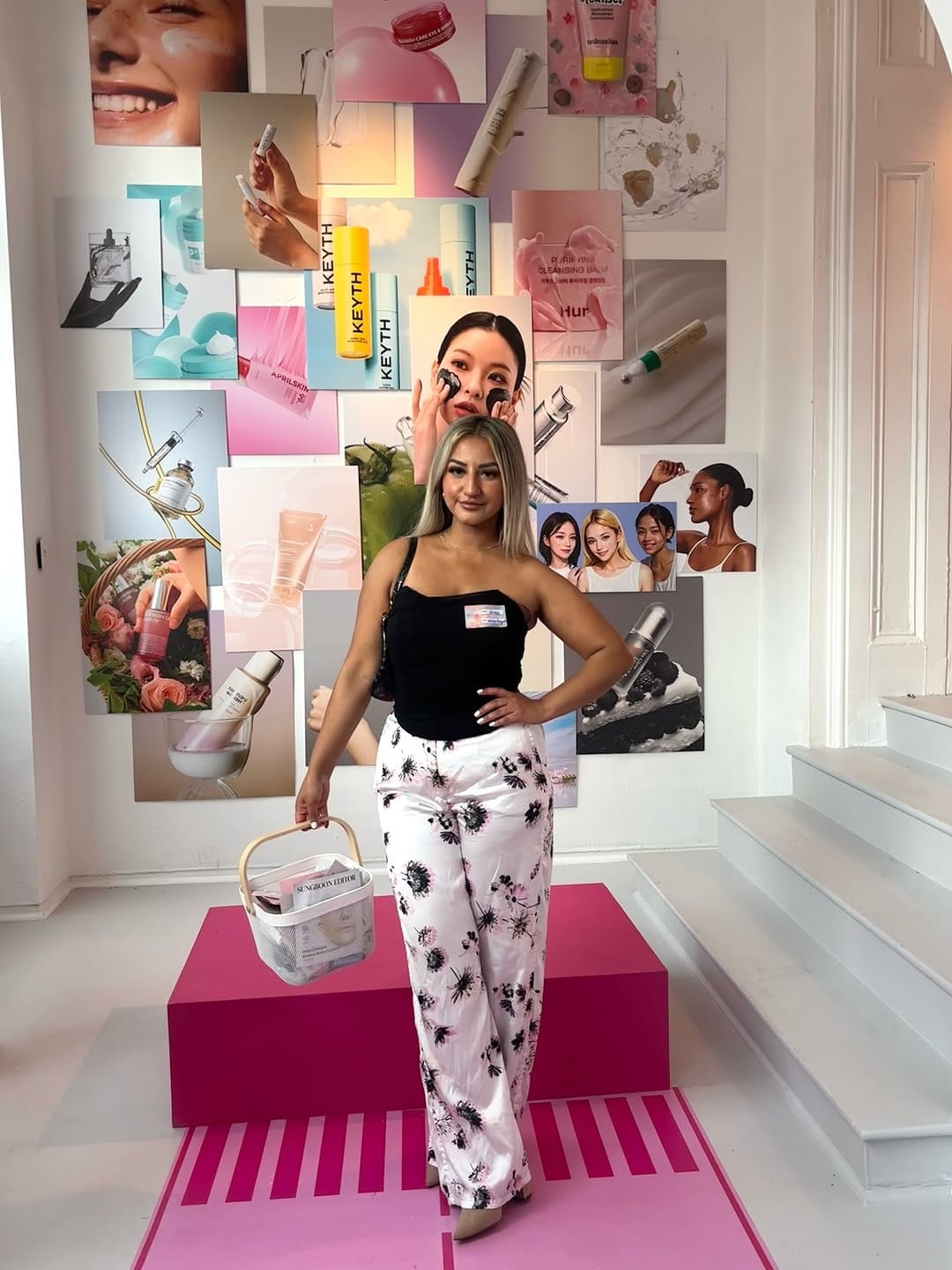 Post 10 by A I N E E on Instagram (carousel)