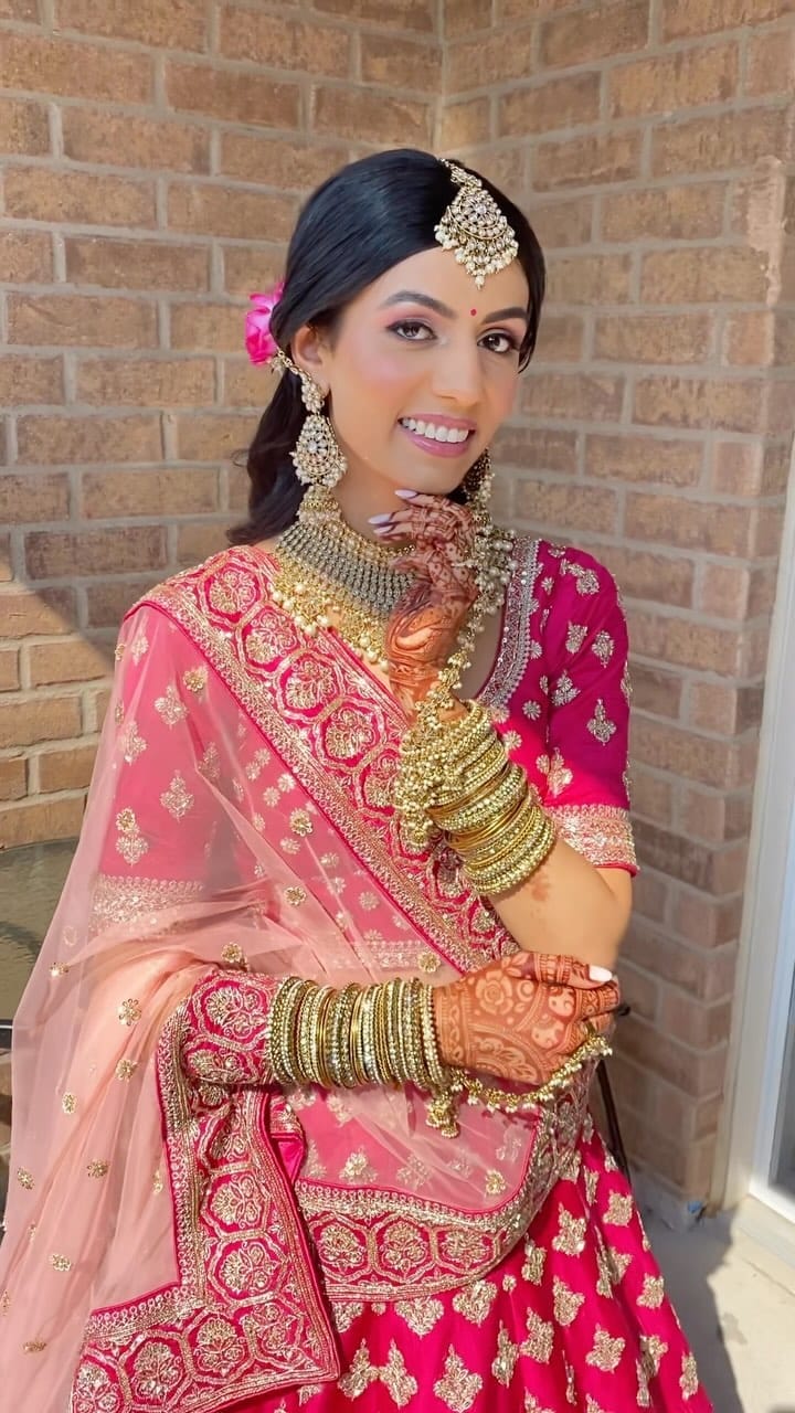 Post 8 by Kiss And Makeup By Nidhi Singh on Instagram (video)