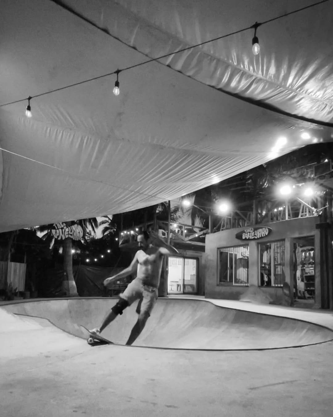 Post 6 by Luis Mendoza on Instagram (carousel)