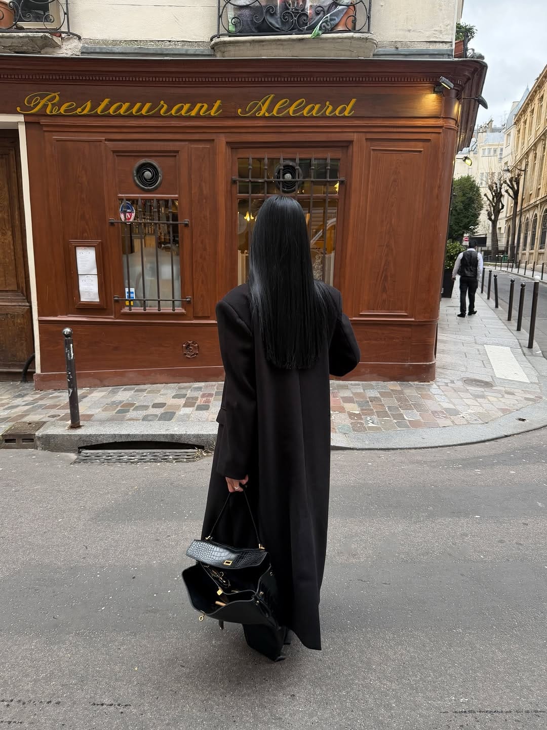 Post 6 by Rose Dalkiran on Instagram (carousel)