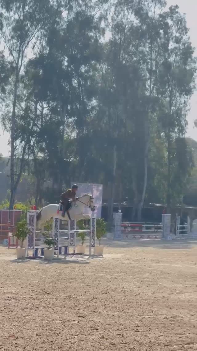 Post 3 by Jitender Singh 🇮🇳 on Instagram (video)