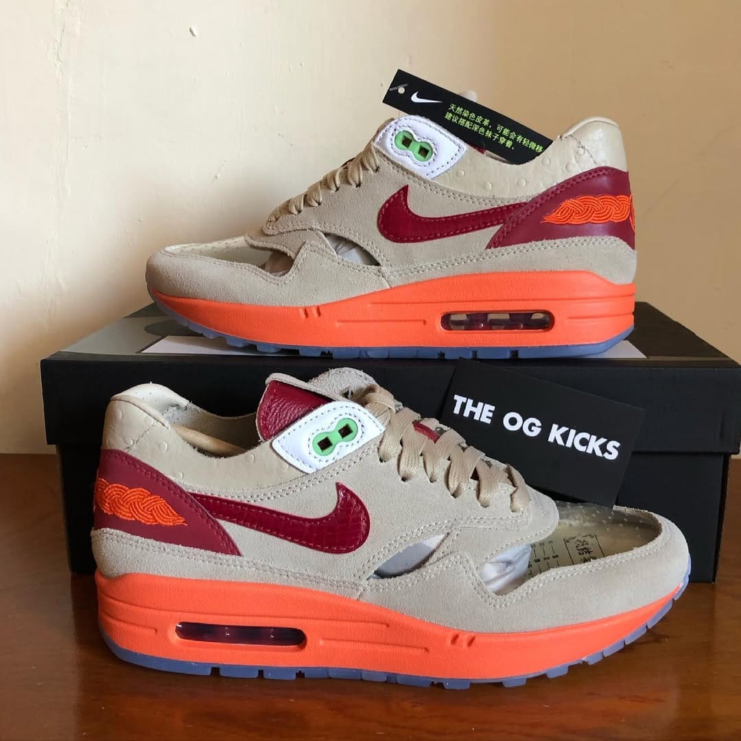 Post 7 by The OG Kicks on Instagram (carousel)