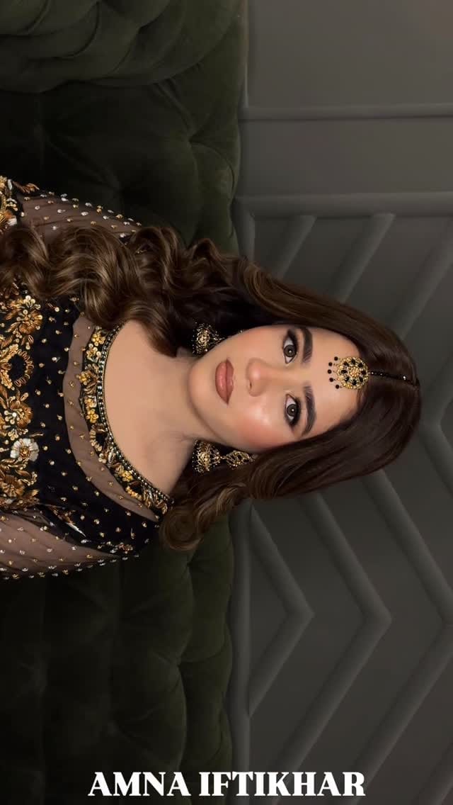 Post 6 by Amna Iftikhar Ahmed Ali Khan💄 on Instagram (video)