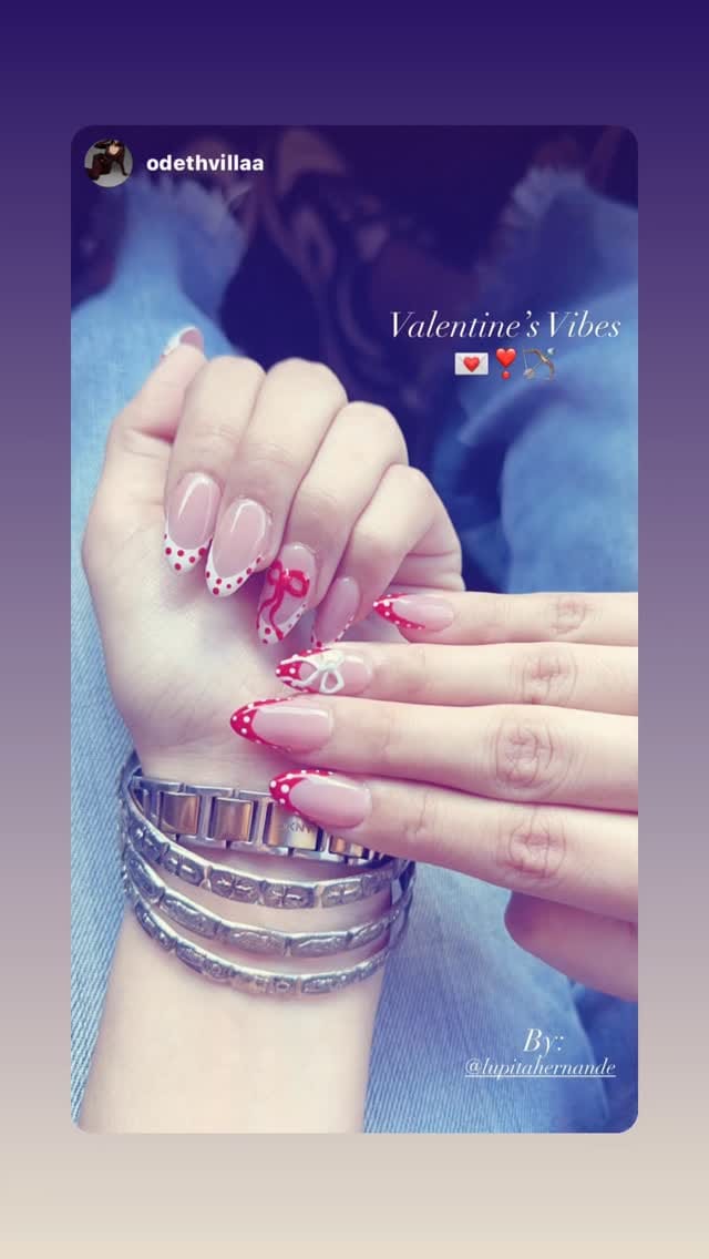 Post 4 by Acri_colorsNails on Instagram (video)