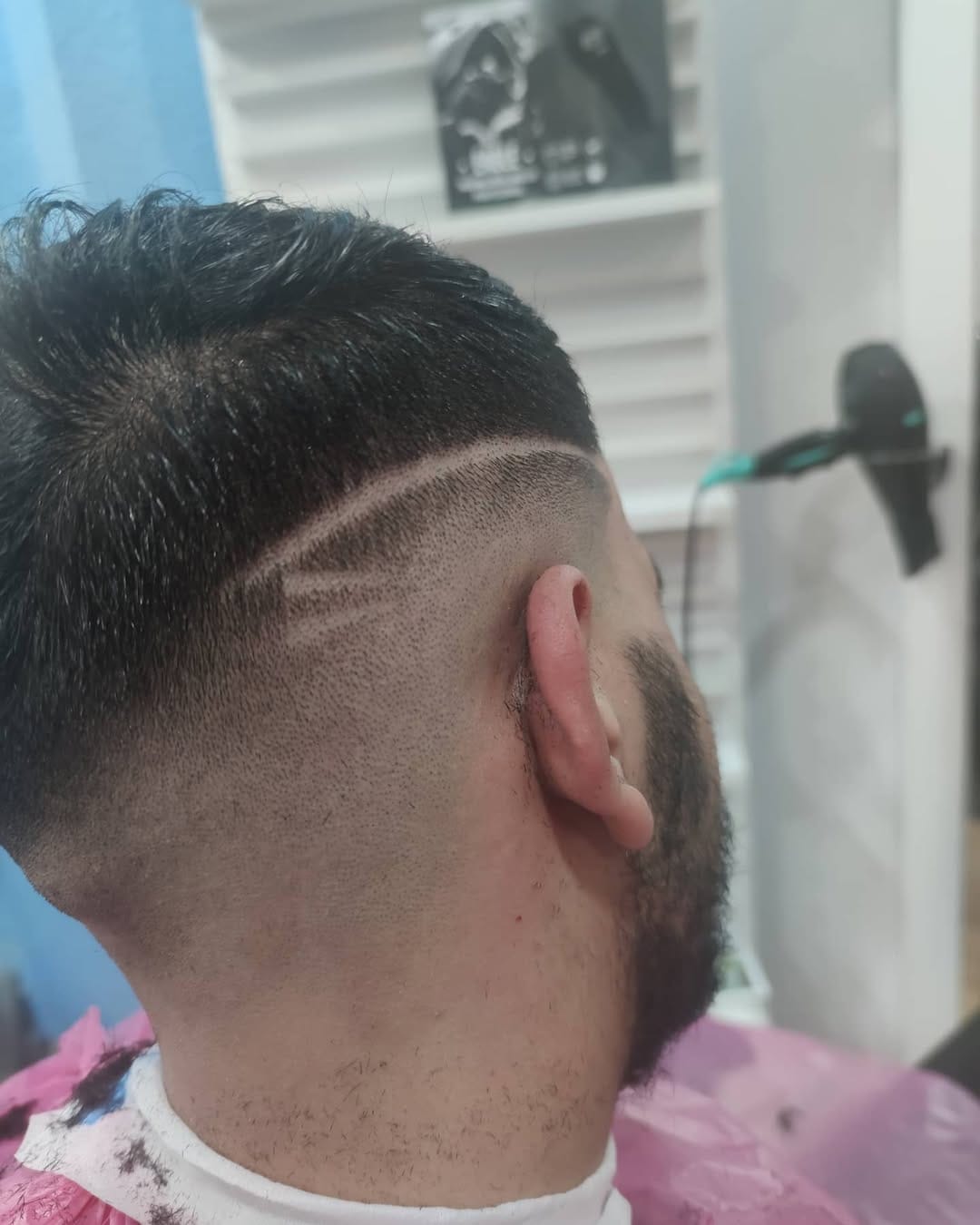 Post 6 by KARIM BARBERSHOP on Instagram (image)