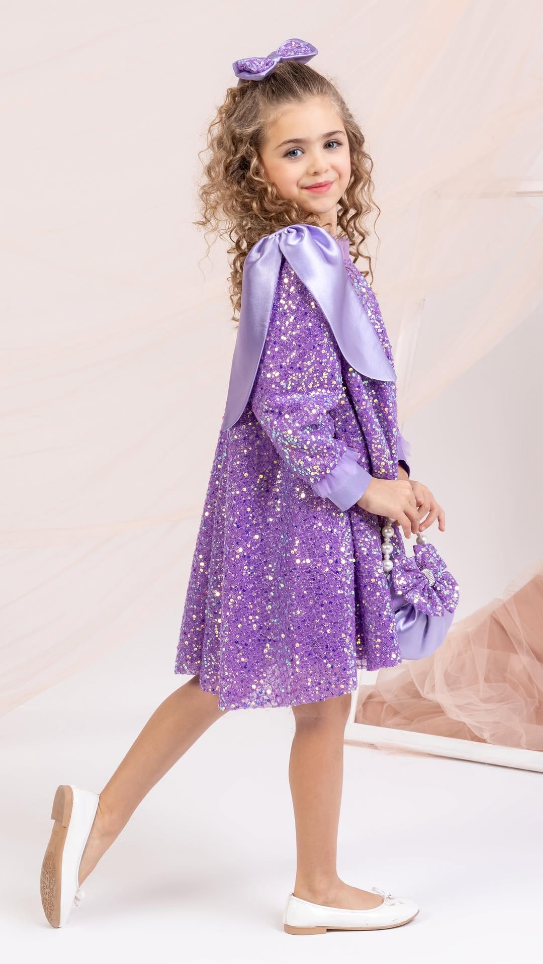 Post 6 by Gia Junior Boutique ( Gia’s Boutique ) on Instagram (video)