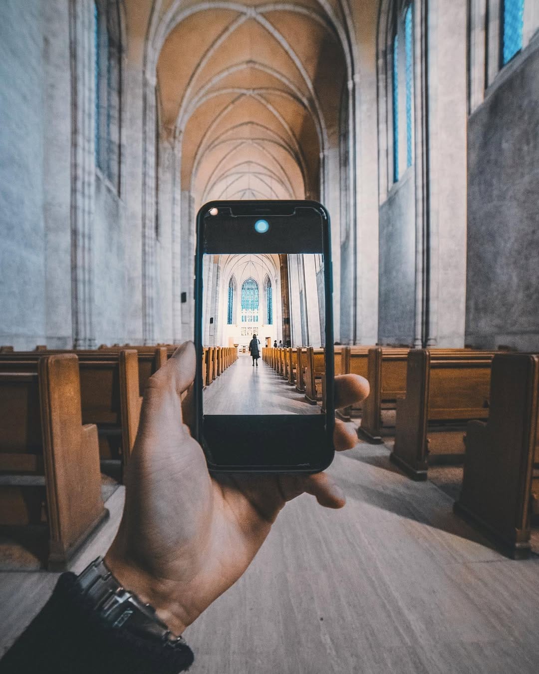 Post 8 by Victor Zeng on Instagram (image)