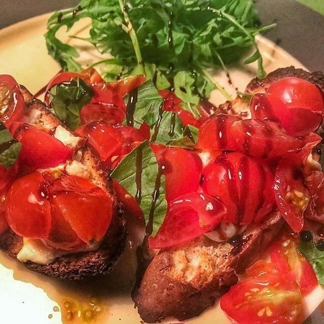 Post 8 by FoodLove on Instagram (image)