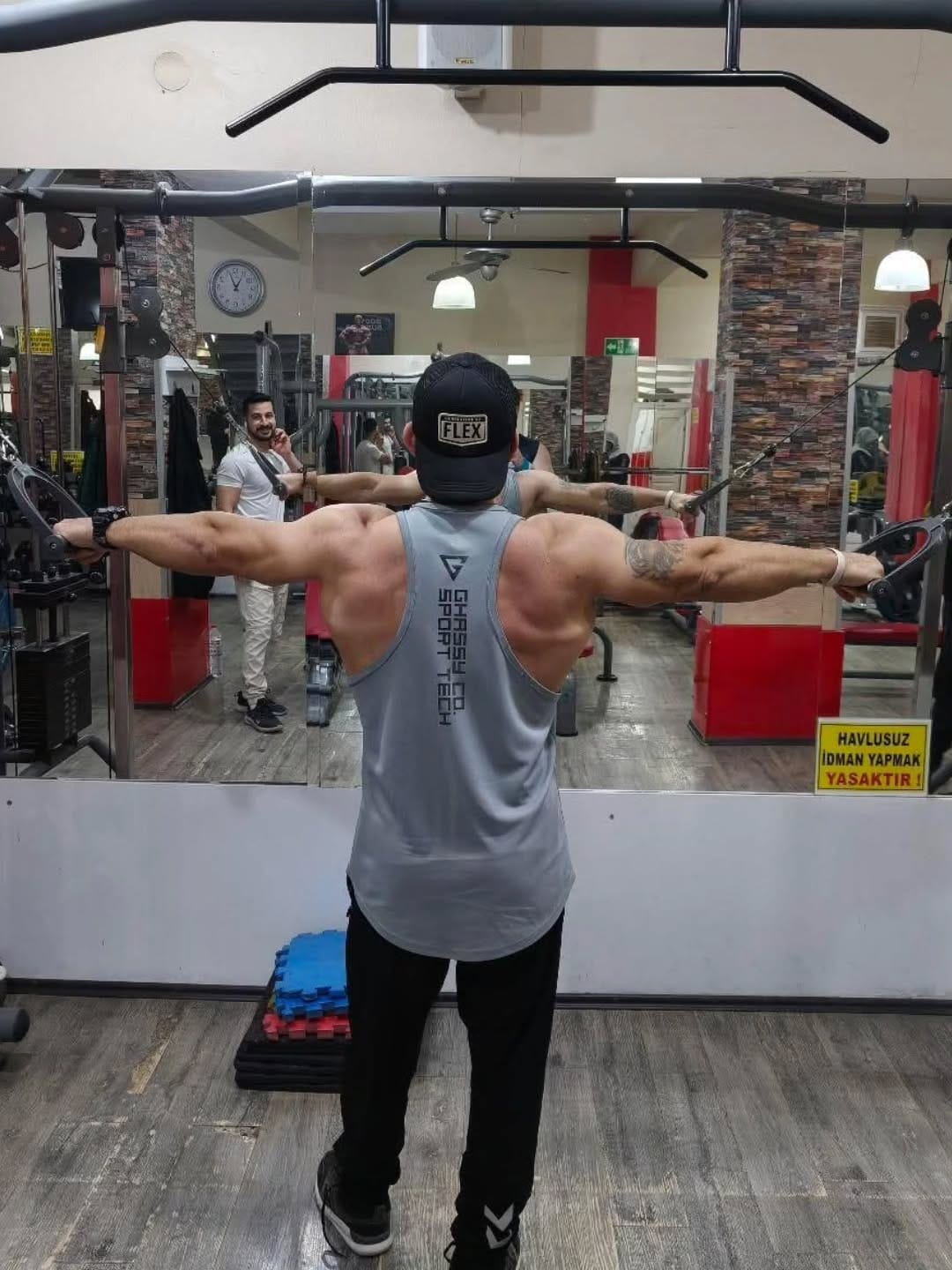 Post 3 by Polat.fitnessꪜ on Instagram (image)
