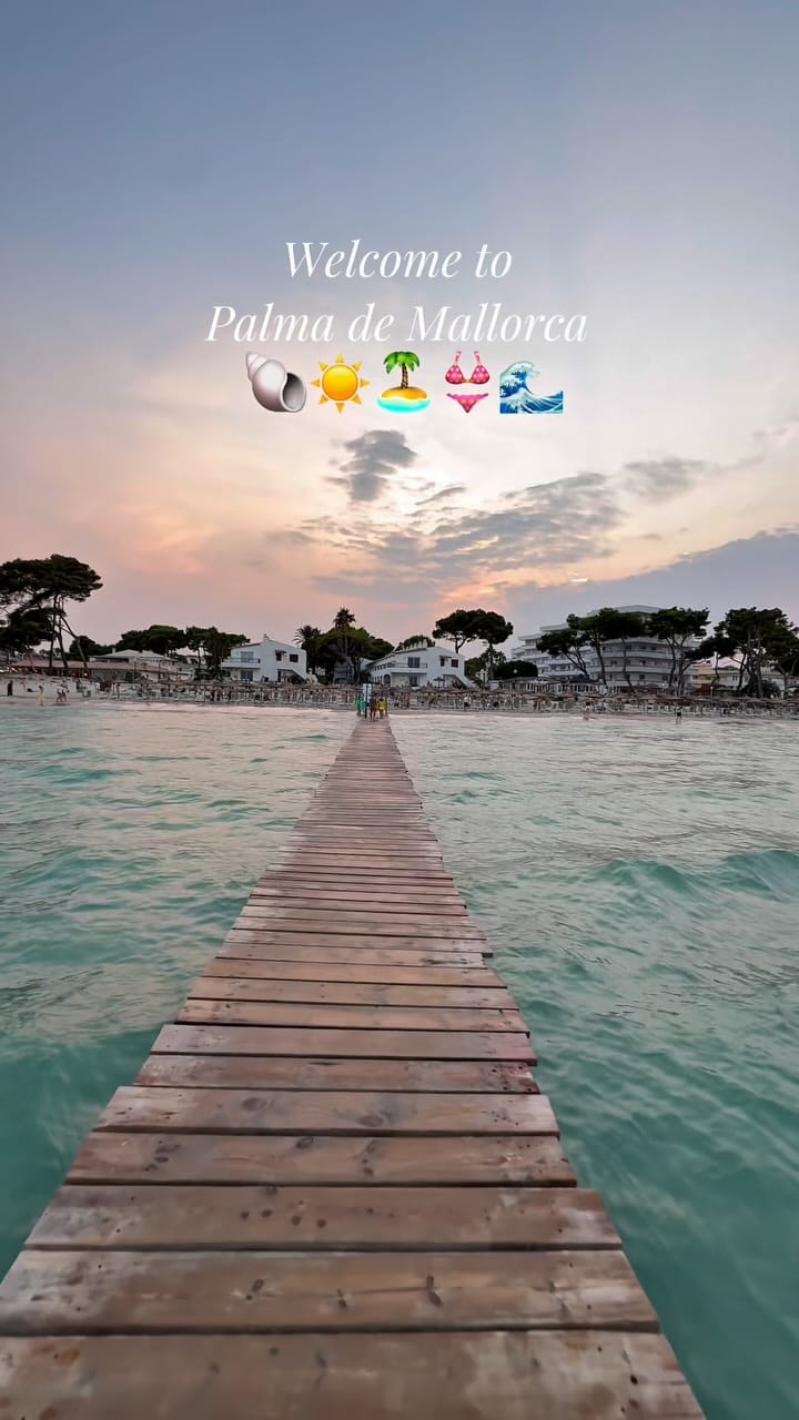Post 1 by Safae on Instagram (video)