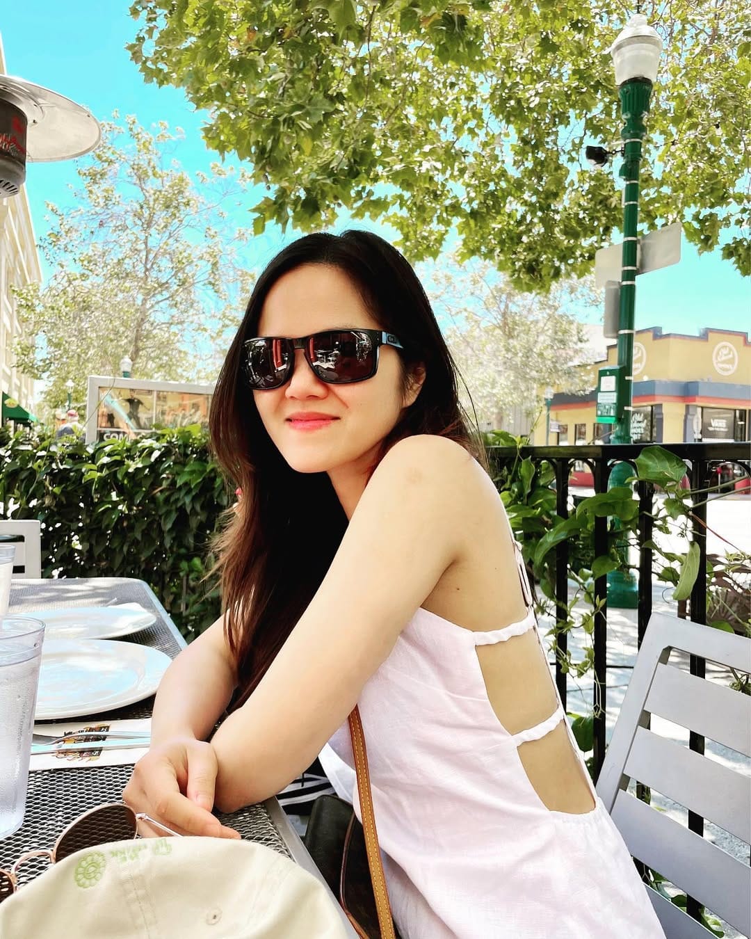 Post 3 by Ivy on Instagram (image)