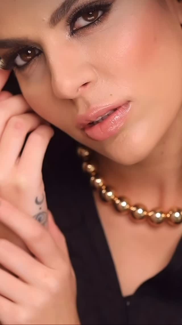 Post 6 by Zulema Vazquez on Instagram (video)