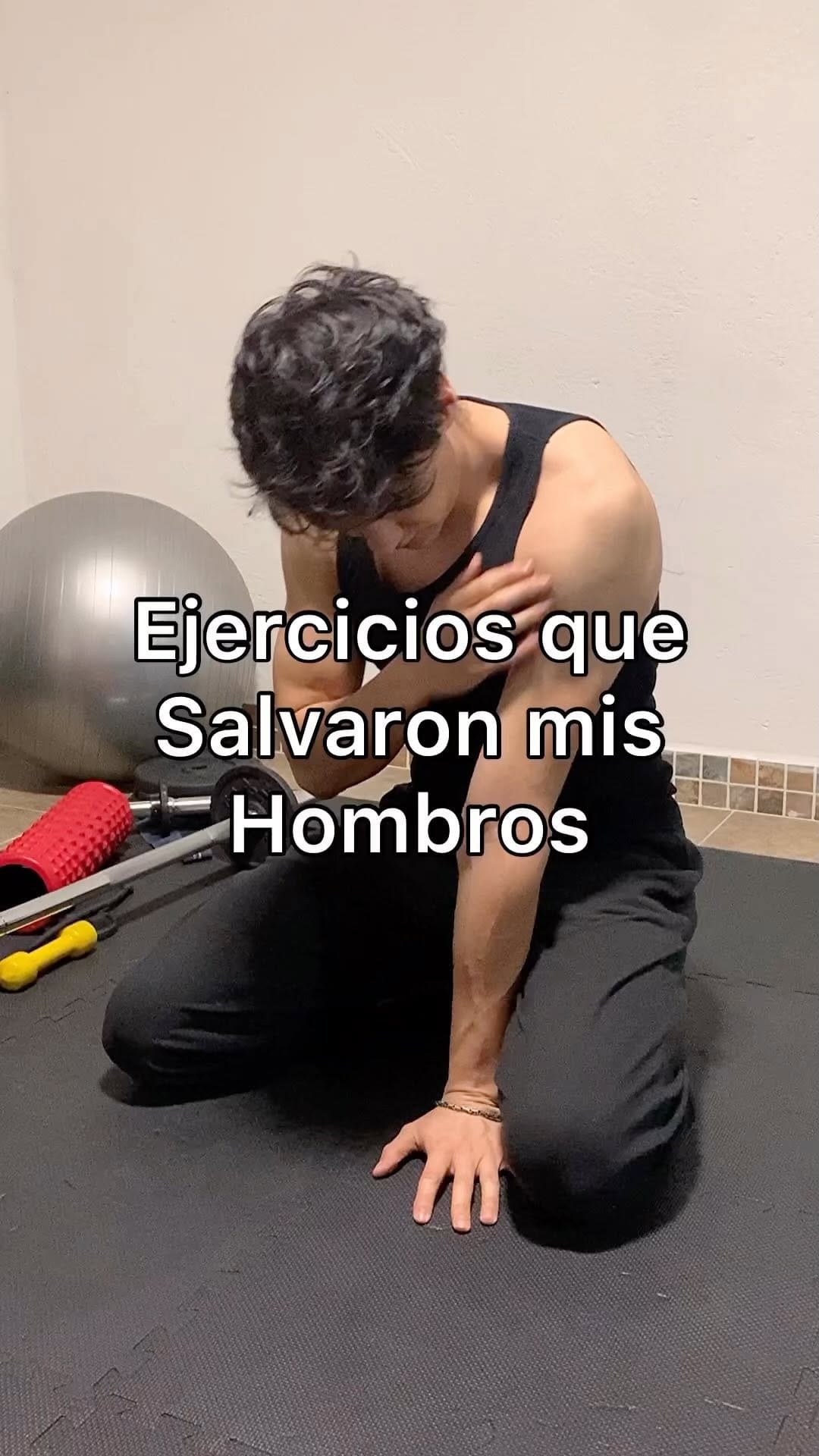 Post 2 by Kike Antoniano Vel on Instagram (video)