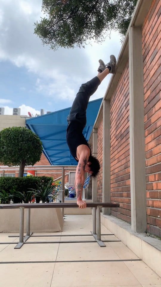 Post 1 by Kike Antoniano Vel on Instagram (video)