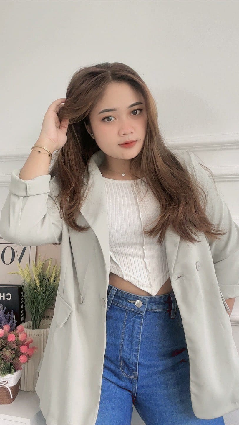 Post 9 by Silva Paramita on Instagram (video)