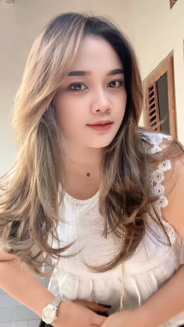 Post 1 by Silva Paramita on Instagram (video)