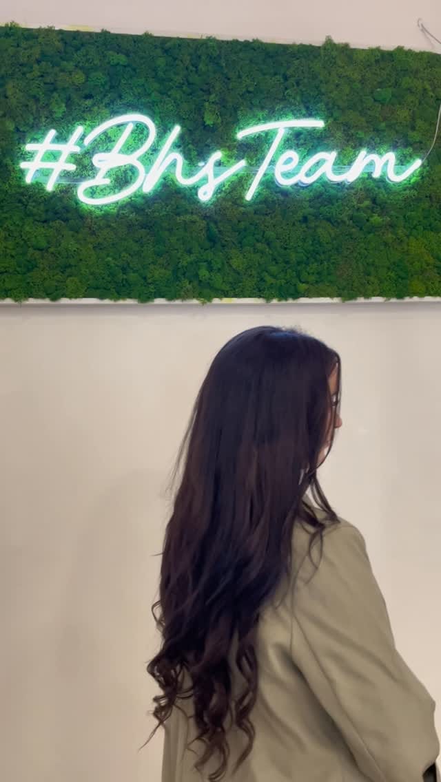 Post 3 by Brooklynhairshop on Instagram (video)
